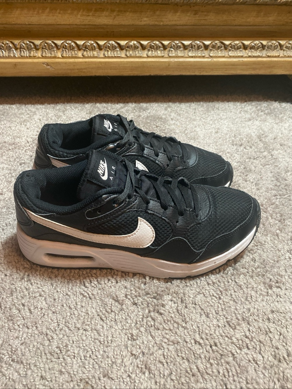 Nike Air Max Black and White Women's Running Sneakers SZ 5.5Y